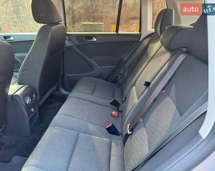 Сірий Фольксваген Тігуан, об'ємом двигуна 1.98 л та пробігом 110 тис. км за 11300 $, фото 8 на Automoto.ua