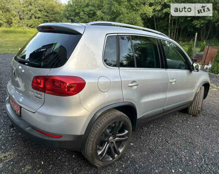 Серый Фольксваген Тигуан, объемом двигателя 2 л и пробегом 222 тыс. км за 12900 $, фото 4 на Automoto.ua