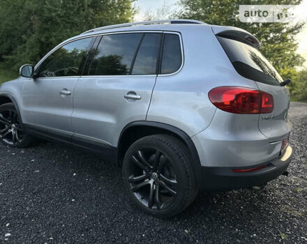 Серый Фольксваген Тигуан, объемом двигателя 2 л и пробегом 222 тыс. км за 12900 $, фото 10 на Automoto.ua