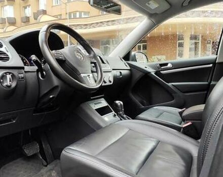 Серый Фольксваген Тигуан, объемом двигателя 1.98 л и пробегом 202 тыс. км за 13300 $, фото 50 на Automoto.ua