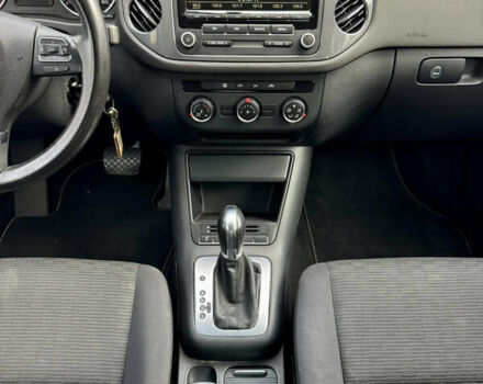 Серый Фольксваген Тигуан, объемом двигателя 1.98 л и пробегом 203 тыс. км за 10600 $, фото 37 на Automoto.ua