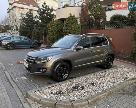 Серый Фольксваген Тигуан, объемом двигателя 1.97 л и пробегом 247 тыс. км за 14500 $, фото 3 на Automoto.ua