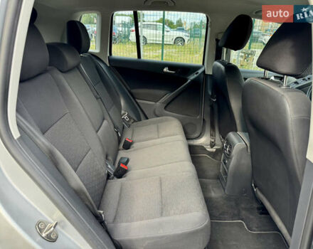 Серый Фольксваген Тигуан, объемом двигателя 1.98 л и пробегом 203 тыс. км за 10600 $, фото 27 на Automoto.ua