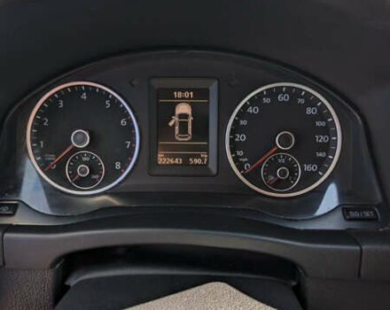 Серый Фольксваген Тигуан, объемом двигателя 1.98 л и пробегом 223 тыс. км за 11500 $, фото 11 на Automoto.ua