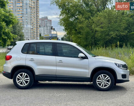 Серый Фольксваген Тигуан, объемом двигателя 1.98 л и пробегом 203 тыс. км за 10600 $, фото 6 на Automoto.ua