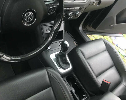 Серый Фольксваген Тигуан, объемом двигателя 1.98 л и пробегом 143 тыс. км за 10300 $, фото 17 на Automoto.ua