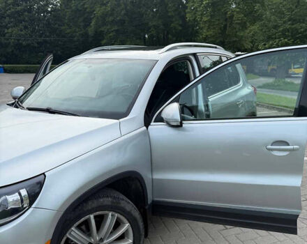 Серый Фольксваген Тигуан, объемом двигателя 1.98 л и пробегом 260 тыс. км за 10300 $, фото 24 на Automoto.ua