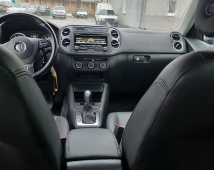 Сірий Фольксваген Тігуан, об'ємом двигуна 1.98 л та пробігом 140 тис. км за 10500 $, фото 8 на Automoto.ua