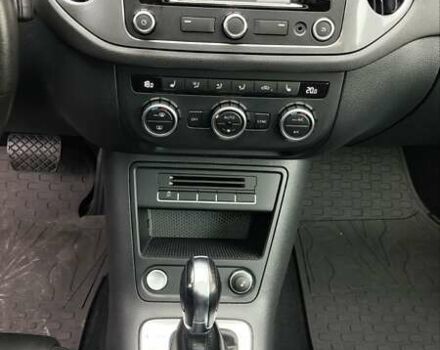 Серый Фольксваген Тигуан, объемом двигателя 1.98 л и пробегом 202 тыс. км за 13300 $, фото 45 на Automoto.ua