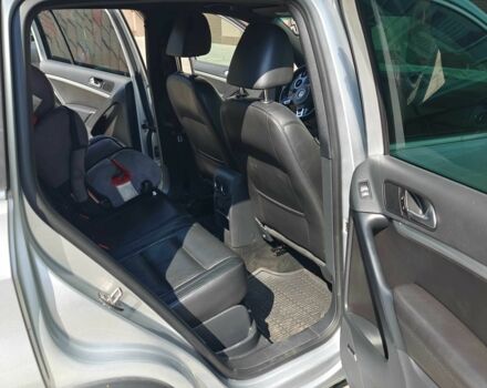 Серый Фольксваген Тигуан, объемом двигателя 2 л и пробегом 104 тыс. км за 11990 $, фото 9 на Automoto.ua