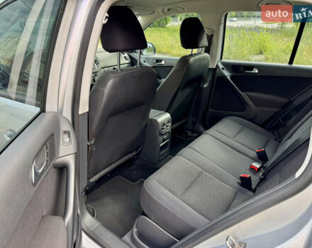 Серый Фольксваген Тигуан, объемом двигателя 1.98 л и пробегом 203 тыс. км за 10600 $, фото 23 на Automoto.ua