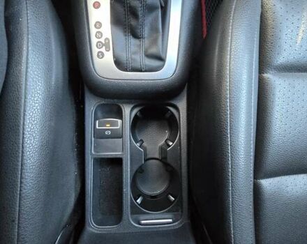 Серый Фольксваген Тигуан, объемом двигателя 1.98 л и пробегом 168 тыс. км за 12800 $, фото 12 на Automoto.ua