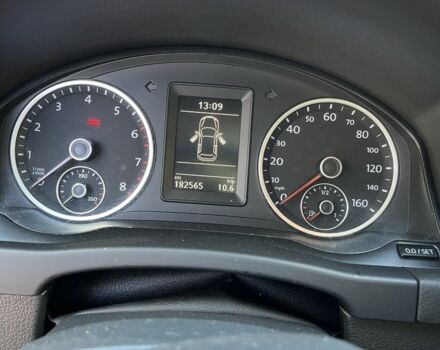 Серый Фольксваген Тигуан, объемом двигателя 2 л и пробегом 182 тыс. км за 13000 $, фото 15 на Automoto.ua