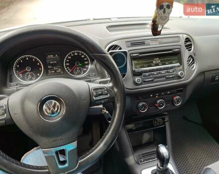 Сірий Фольксваген Тігуан, об'ємом двигуна 1.98 л та пробігом 267 тис. км за 13500 $, фото 7 на Automoto.ua