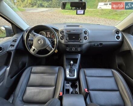 Серый Фольксваген Тигуан, объемом двигателя 1.98 л и пробегом 168 тыс. км за 12800 $, фото 10 на Automoto.ua