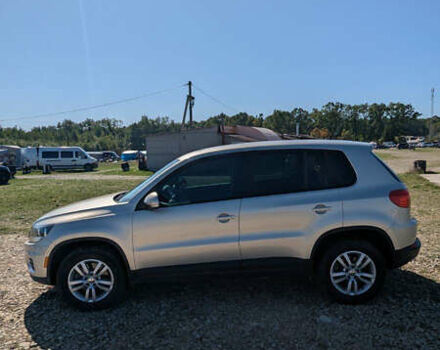 Серый Фольксваген Тигуан, объемом двигателя 1.98 л и пробегом 223 тыс. км за 11500 $, фото 2 на Automoto.ua