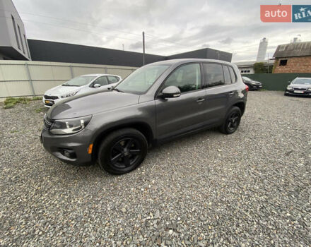 Серый Фольксваген Тигуан, объемом двигателя 1.98 л и пробегом 309 тыс. км за 9300 $, фото 1 на Automoto.ua