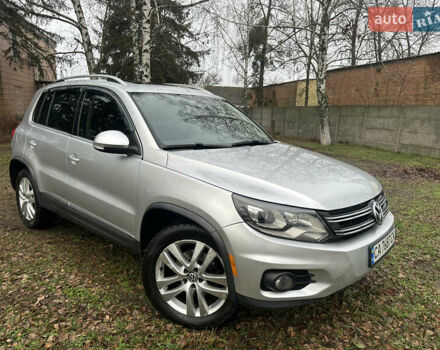 Серый Фольксваген Тигуан, объемом двигателя 1.98 л и пробегом 259 тыс. км за 9800 $, фото 7 на Automoto.ua