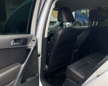 Серый Фольксваген Тигуан, объемом двигателя 1.98 л и пробегом 294 тыс. км за 11500 $, фото 19 на Automoto.ua