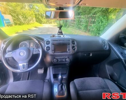 Серый Фольксваген Тигуан, объемом двигателя 2 л и пробегом 190 тыс. км за 14000 $, фото 8 на Automoto.ua