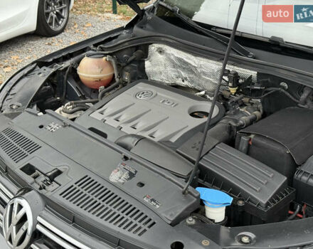 Серый Фольксваген Тигуан, объемом двигателя 2 л и пробегом 190 тыс. км за 13900 $, фото 11 на Automoto.ua