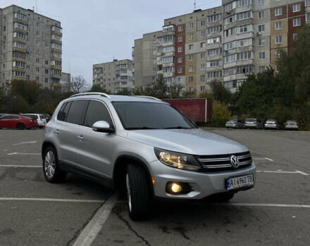 Серый Фольксваген Тигуан, объемом двигателя 1.98 л и пробегом 294 тыс. км за 11500 $, фото 10 на Automoto.ua