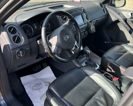 Серый Фольксваген Тигуан, объемом двигателя 1.97 л и пробегом 233 тыс. км за 16800 $, фото 8 на Automoto.ua