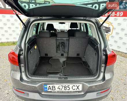 Серый Фольксваген Тигуан, объемом двигателя 2 л и пробегом 190 тыс. км за 13900 $, фото 9 на Automoto.ua