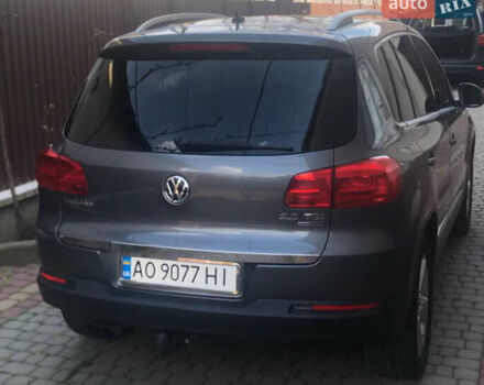 Сірий Фольксваген Тігуан, об'ємом двигуна 2 л та пробігом 172 тис. км за 15000 $, фото 1 на Automoto.ua