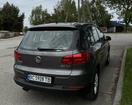 Сірий Фольксваген Тігуан, об'ємом двигуна 1.98 л та пробігом 199 тис. км за 10500 $, фото 5 на Automoto.ua