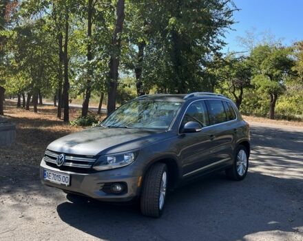 Серый Фольксваген Тигуан, объемом двигателя 2 л и пробегом 182 тыс. км за 13000 $, фото 1 на Automoto.ua
