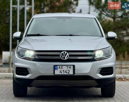 Сірий Фольксваген Тігуан, об'ємом двигуна 1.98 л та пробігом 230 тис. км за 11600 $, фото 1 на Automoto.ua