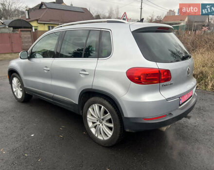 Сірий Фольксваген Тігуан, об'ємом двигуна 2 л та пробігом 116 тис. км за 10777 $, фото 6 на Automoto.ua