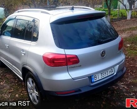 Серый Фольксваген Тигуан, объемом двигателя 2 л и пробегом 218 тыс. км за 10600 $, фото 1 на Automoto.ua