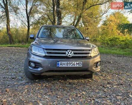 Серый Фольксваген Тигуан, объемом двигателя 1.98 л и пробегом 168 тыс. км за 12800 $, фото 4 на Automoto.ua