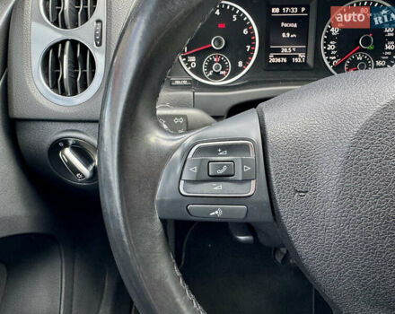 Серый Фольксваген Тигуан, объемом двигателя 1.98 л и пробегом 203 тыс. км за 10600 $, фото 44 на Automoto.ua