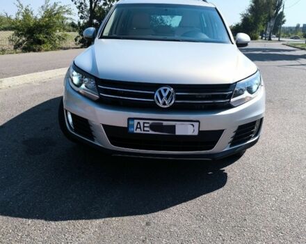 Серый Фольксваген Тигуан, объемом двигателя 2 л и пробегом 117 тыс. км за 12100 $, фото 2 на Automoto.ua