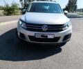 Серый Фольксваген Тигуан, объемом двигателя 2 л и пробегом 117 тыс. км за 12100 $, фото 2 на Automoto.ua