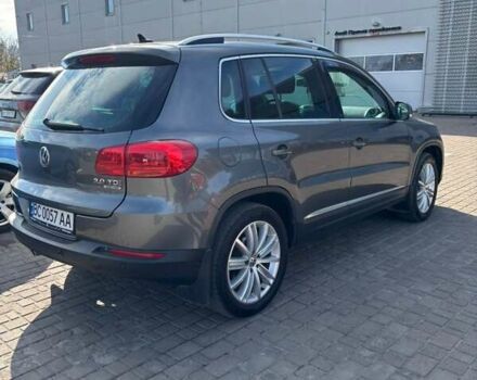 Серый Фольксваген Тигуан, объемом двигателя 1.97 л и пробегом 233 тыс. км за 16800 $, фото 3 на Automoto.ua