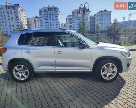 Серый Фольксваген Тигуан, объемом двигателя 1.98 л и пробегом 224 тыс. км за 11400 $, фото 1 на Automoto.ua