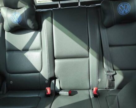 Серый Фольксваген Тигуан, объемом двигателя 1.98 л и пробегом 178 тыс. км за 14950 $, фото 12 на Automoto.ua