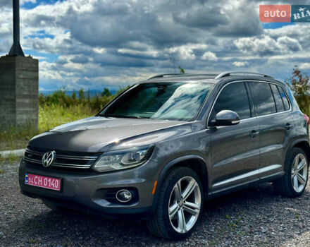 Сірий Фольксваген Тігуан, об'ємом двигуна 1.98 л та пробігом 248 тис. км за 12000 $, фото 3 на Automoto.ua