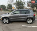 Сірий Фольксваген Тігуан, об'ємом двигуна 1.98 л та пробігом 180 тис. км за 11500 $, фото 1 на Automoto.ua