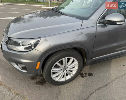 Сірий Фольксваген Тігуан, об'ємом двигуна 1.98 л та пробігом 180 тис. км за 11500 $, фото 9 на Automoto.ua