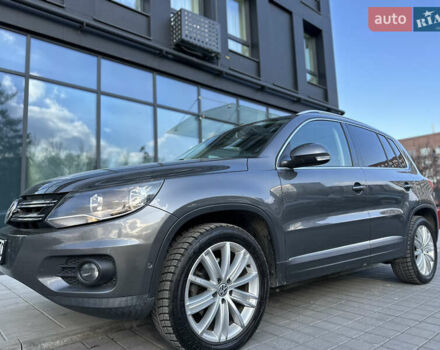 Серый Фольксваген Тигуан, объемом двигателя 1.98 л и пробегом 149 тыс. км за 13000 $, фото 4 на Automoto.ua