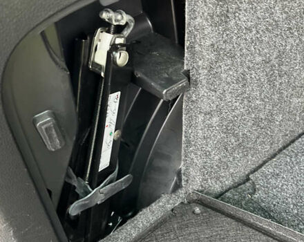 Серый Фольксваген Тигуан, объемом двигателя 2 л и пробегом 165 тыс. км за 10999 $, фото 17 на Automoto.ua