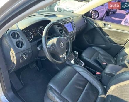 Сірий Фольксваген Тігуан, об'ємом двигуна 1.97 л та пробігом 204 тис. км за 15700 $, фото 9 на Automoto.ua