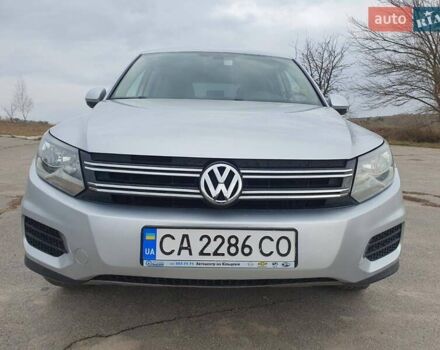 Сірий Фольксваген Тігуан, об'ємом двигуна 1.98 л та пробігом 90 тис. км за 13500 $, фото 10 на Automoto.ua