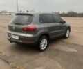 Сірий Фольксваген Тігуан, об'ємом двигуна 1.98 л та пробігом 214 тис. км за 11700 $, фото 1 на Automoto.ua