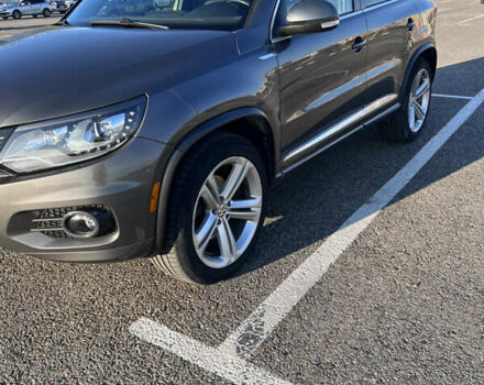 Сірий Фольксваген Тігуан, об'ємом двигуна 1.98 л та пробігом 171 тис. км за 14300 $, фото 3 на Automoto.ua